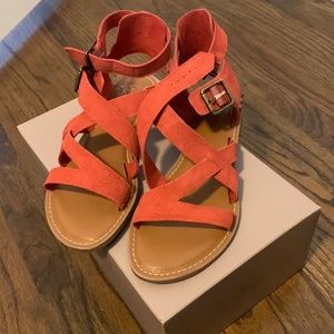 Crown Vintage sandals, red, 7 1/2 M new.